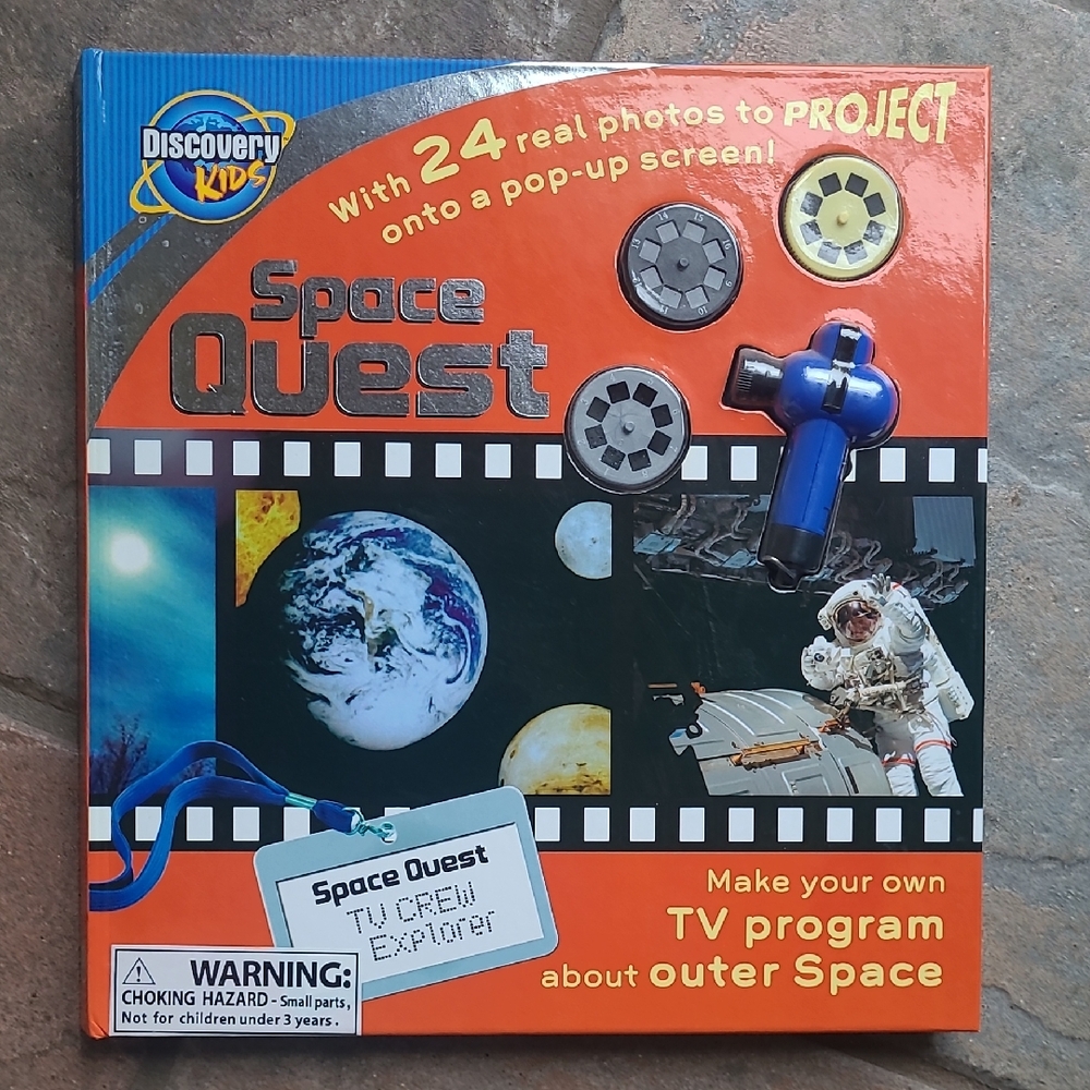Discovery Kids Space Quest Mini Projector and films with Hardcover Book